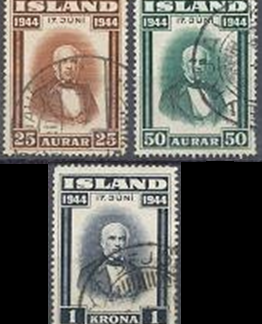 Islandia #241 - 243 1954