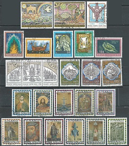 Vaticano #548 - 571 y #C59  1974  Año completo  Usadas NH