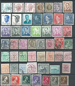 Belgica 50 estampillas diferentes formato pequeño