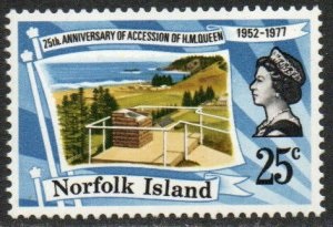 Islas Norfolk #218  1977  Nueva (Hinged) "25 años del reinado de Isabel II"