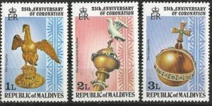 Maldivas  #743 - 745 1978  "25 Años de la coronación de Isabel II"