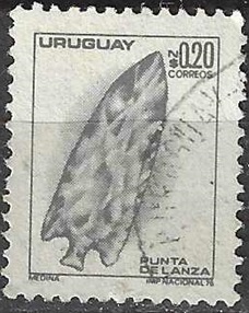 Uruguay  #951   1986 "Punta de lanza de piedra"