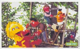 Fiyi #883  2000 H.S. Nueva NH "Plaza Sésamo"