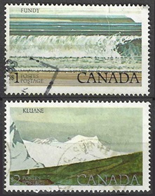 Canada #726 - 727  1977 Cat. $1.95 "Parques nacionales de Fundy y Kluane"