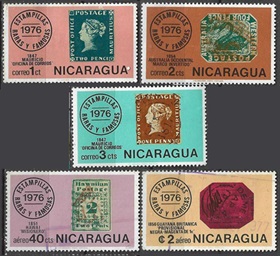 Nicaragua #1038 - 1040, #C913 y #C915   1976 "Filatelia, sellos clásicos y matasellos"