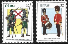 Irlanda #969 - 970 1995 Scott $2.05 "Uniformes militares"