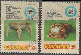 Ecuador #C571 - C572 1975 Scott $0.90 "Artefactos culturas Cuasmal y Guangala"