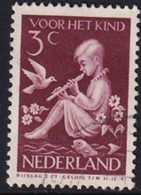 Holanda #B109 1938 "Niño tocando flauta y paloma"