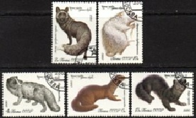 RUSIA #4838 - 4842   1980 Serie completa "Zorros, visones, armiños, castores"