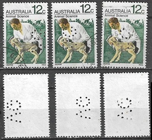 Australia #501 1971 Perfin "Centenario de la Real Sociedad de prevención contra la crueldad a los animales"